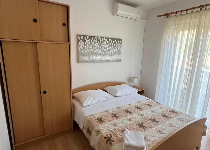 Sunce Economy With Kitchenette * Grebaštica