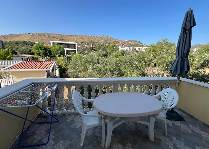 Sunce Economy With Kitchenette